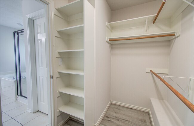 Building Photo - 15103 Petal Rose Ct