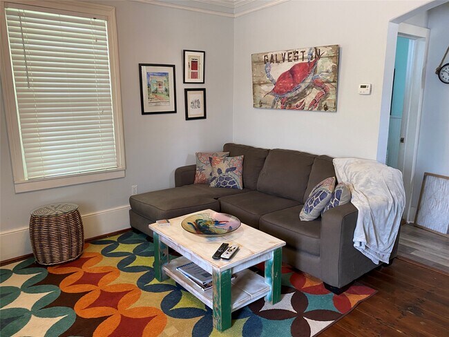 Building Photo - 1111 14th St