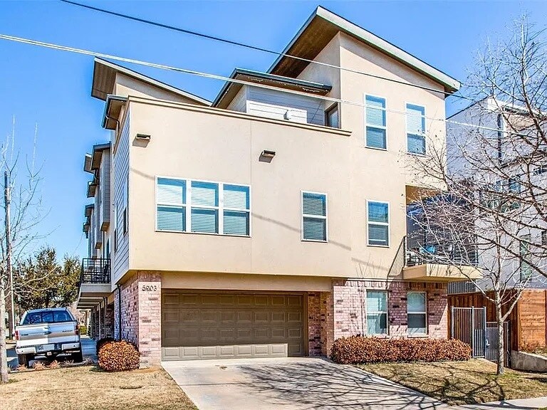 Building Photo - 5903 Lindell Ave