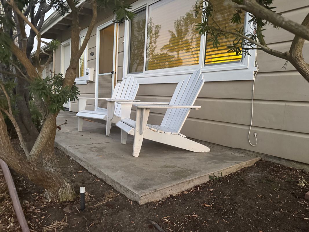 Building Photo - 621 Larkspur Ave