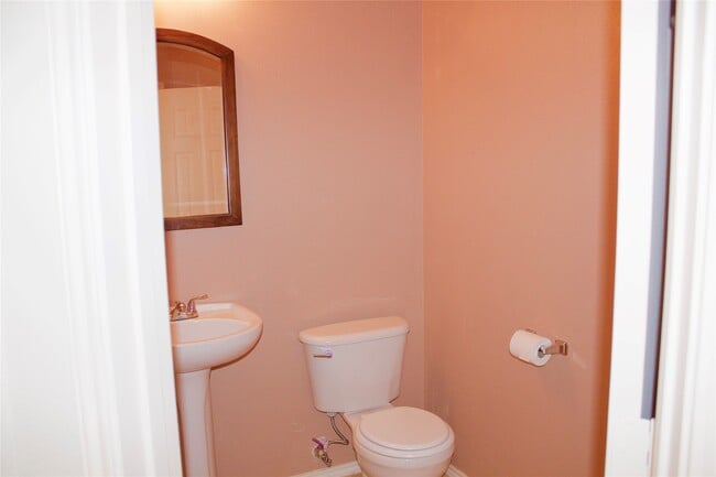 Building Photo - 10402 Kinsdale Crossing Ln