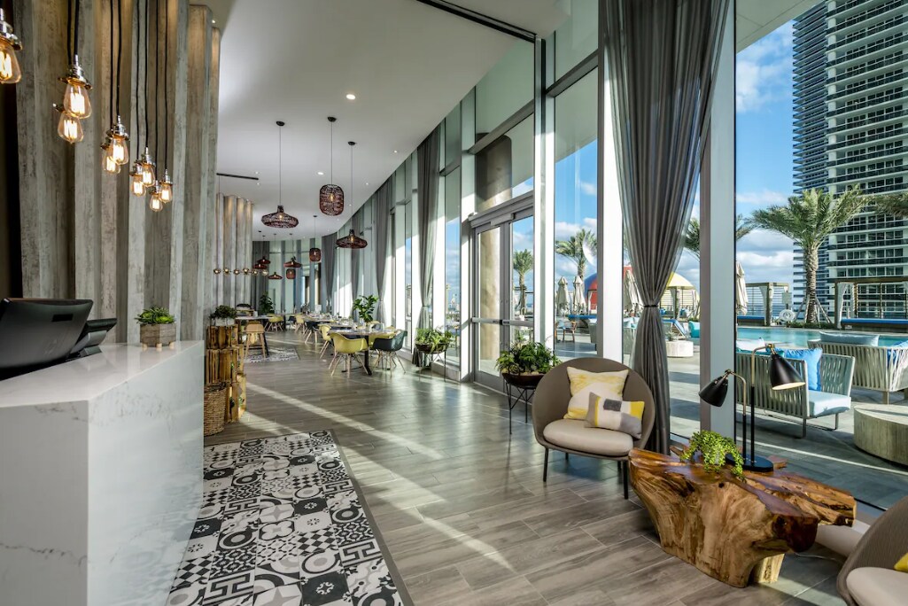 Building Photo - 4111 S Ocean Dr