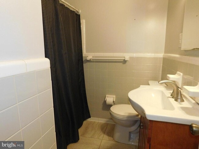 Building Photo - 8428 Aubrey Dr