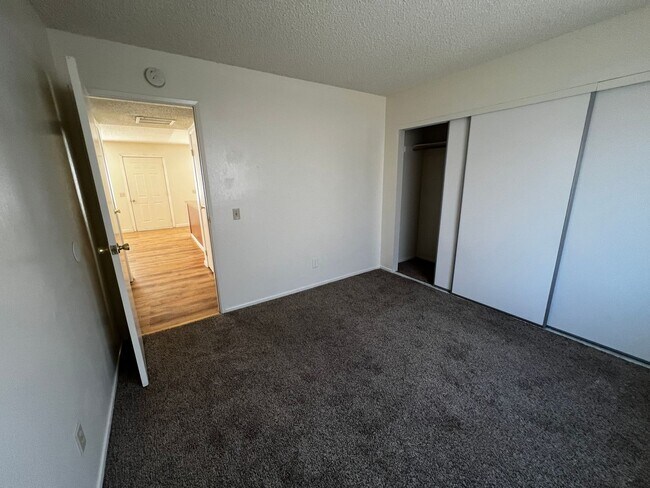 Building Photo - 73796 Cactus Dr