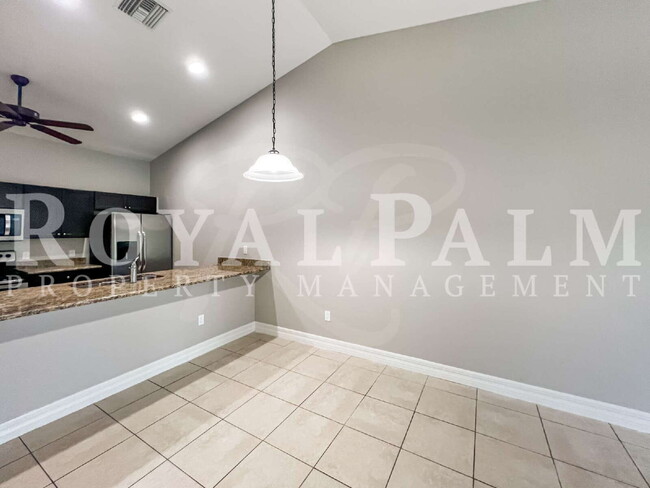 Building Photo - Cozy Up Long-Term & Leaf It All Behind – 3BR/2BA Duplex + Garage & The Favorite Perk: Screened. L...