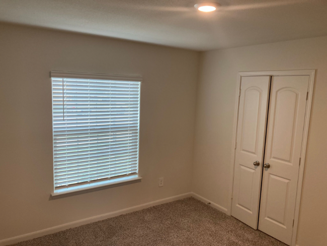 Building Photo - 3007 Boran Dr