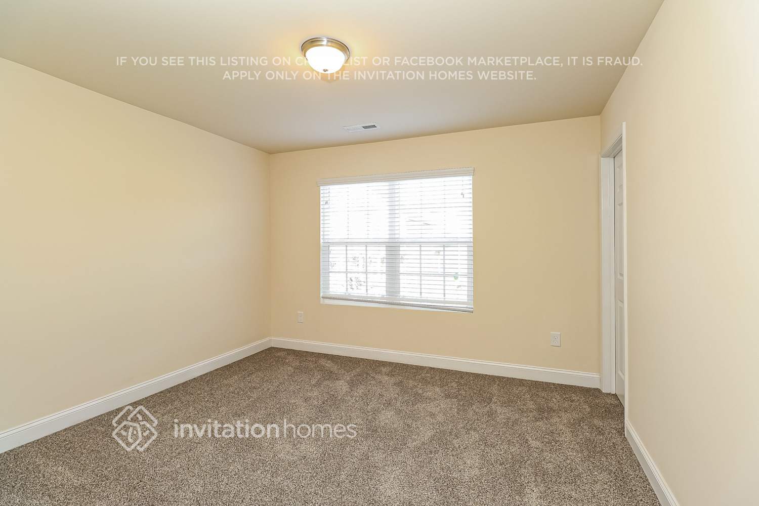 Building Photo - 9849 Maywine Cir