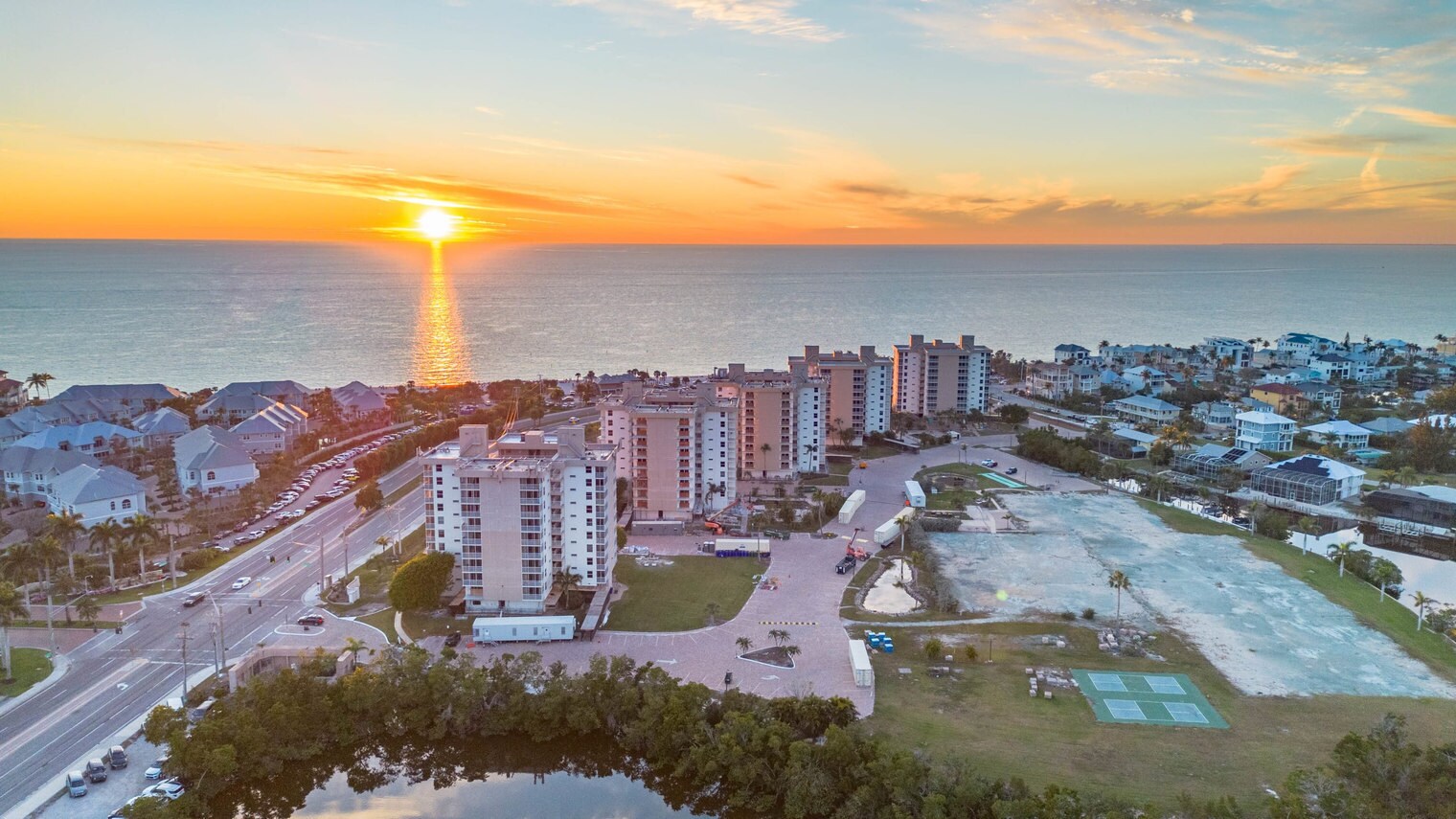 Building Photo - 5900 Bonita Beach Rd SW