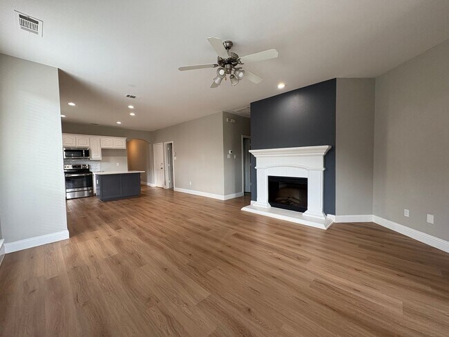 Building Photo - GREAT Home in NWISD with Amenities!