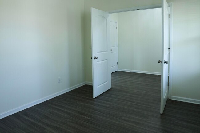 Building Photo - 11921 Warbler Wy