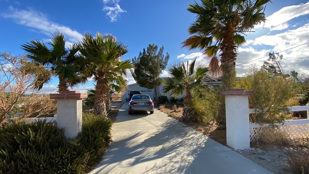 Building Photo - 1364 60th St W