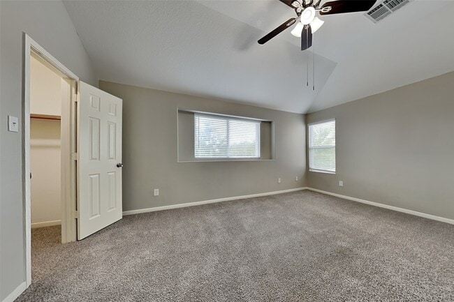 Building Photo - 16708 Foursquare Dr