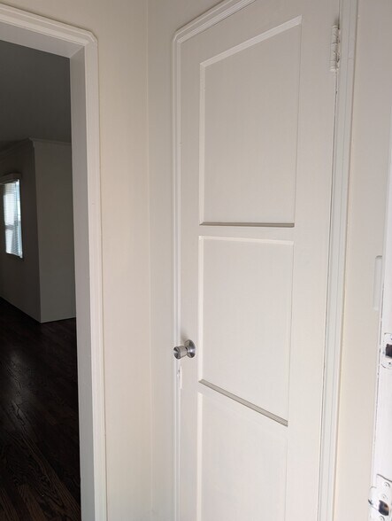 Building Photo - 7026 Flight Ave