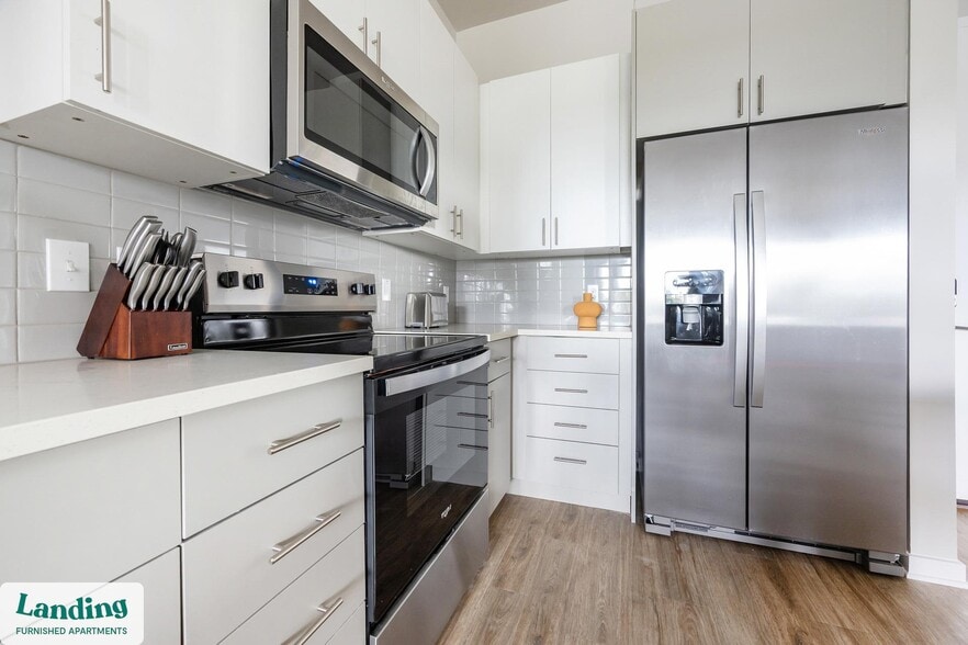 Building Photo - 4902 Cosmos Cir