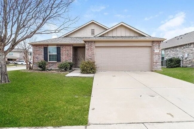 Building Photo - 1601 Megan Creek Dr