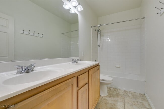 Building Photo - 2832 Glistening Grove Ave