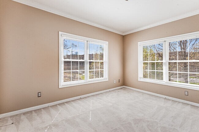 Building Photo - 3636 Habersham Rd NW