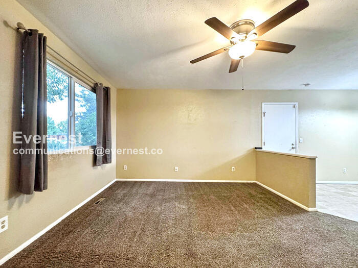 Building Photo - 9379 W 104th Dr