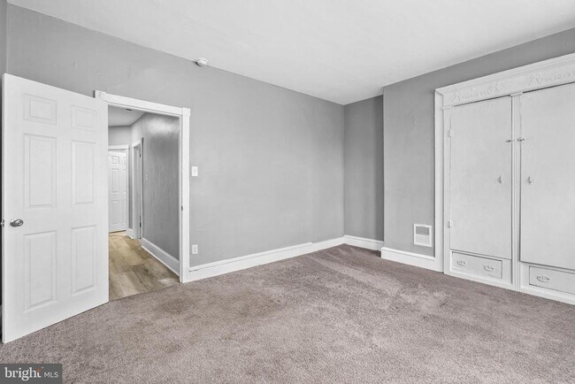 Building Photo - 3902 N Fairhill St