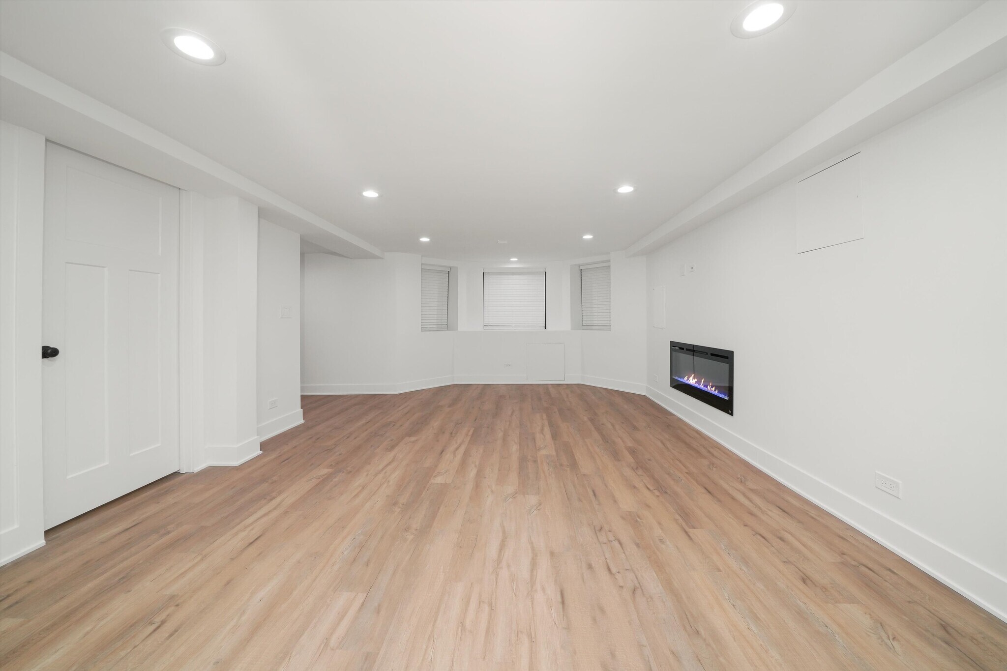 Building Photo - 2613 N Fairfield Ave