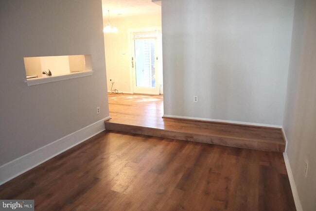 Building Photo - 3030 Ohara Pl