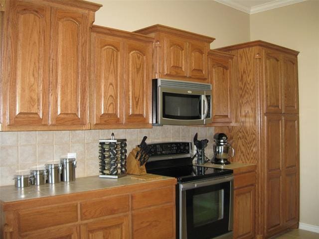 Building Photo - 3209 White Oaks Dr