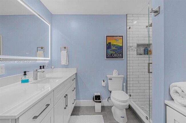 Building Photo - 8770 Azalea Ct