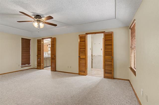 Building Photo - 604 Baker Dr