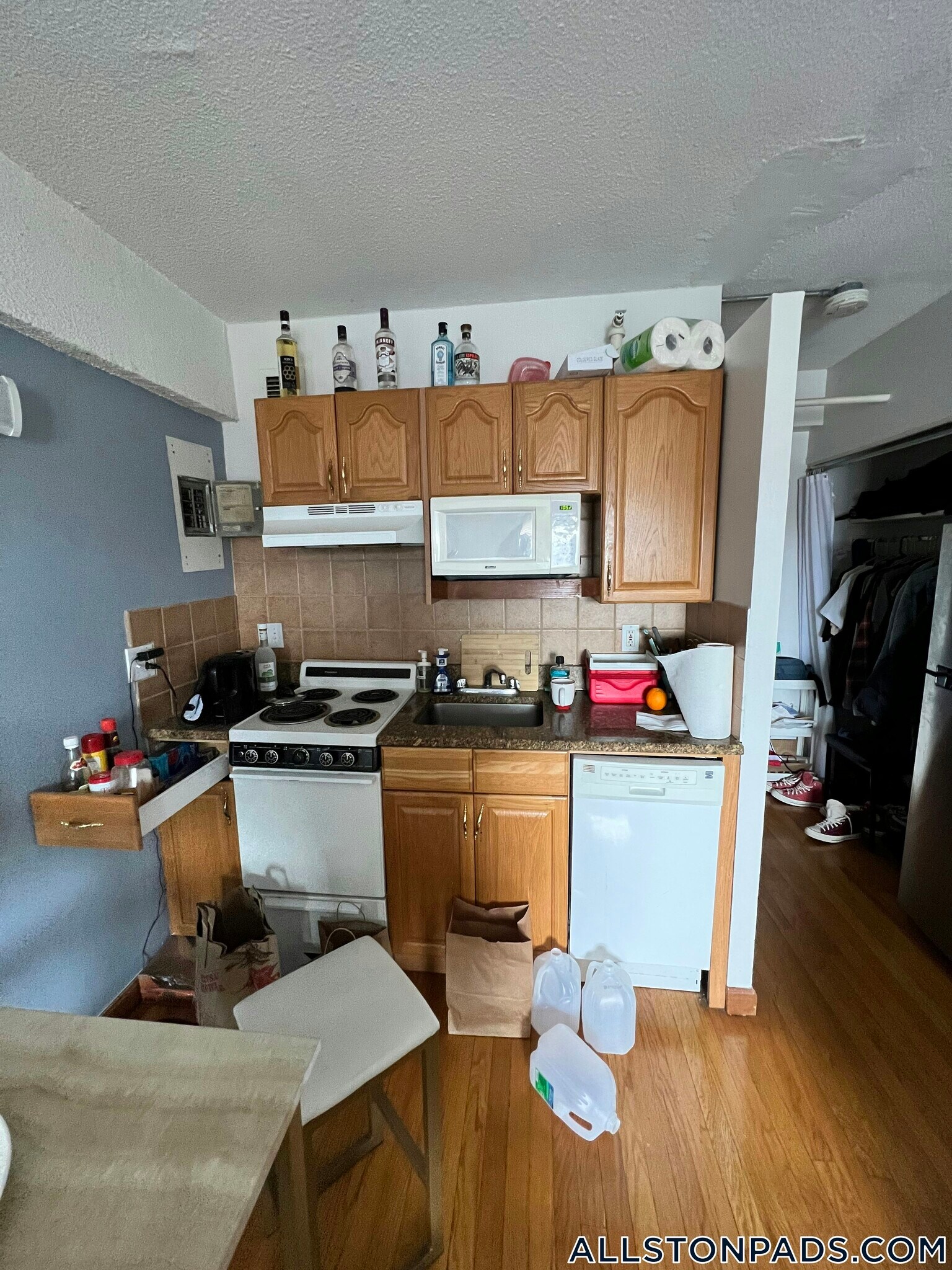 Building Photo - 1110 Commonwealth Ave