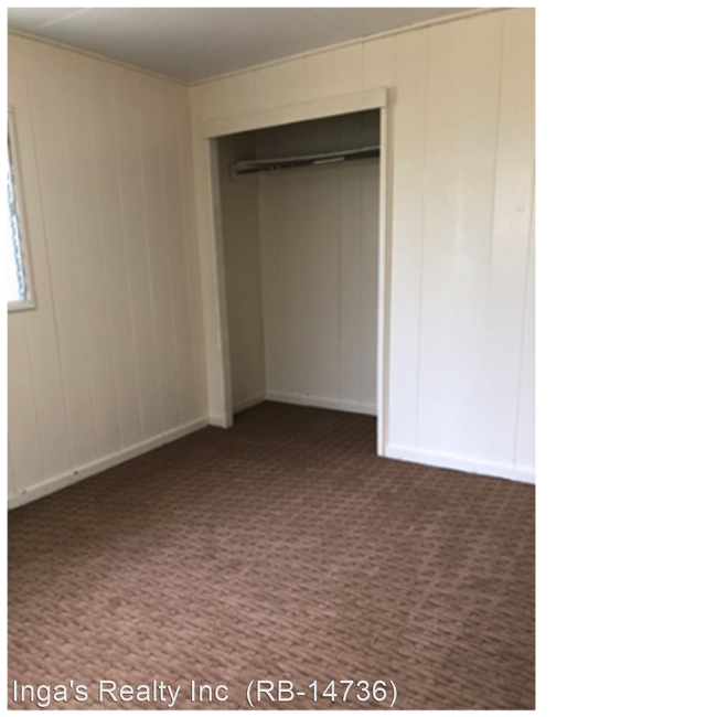 Building Photo - 3 br, 1 bath House - 84-974 Hanalei St #C