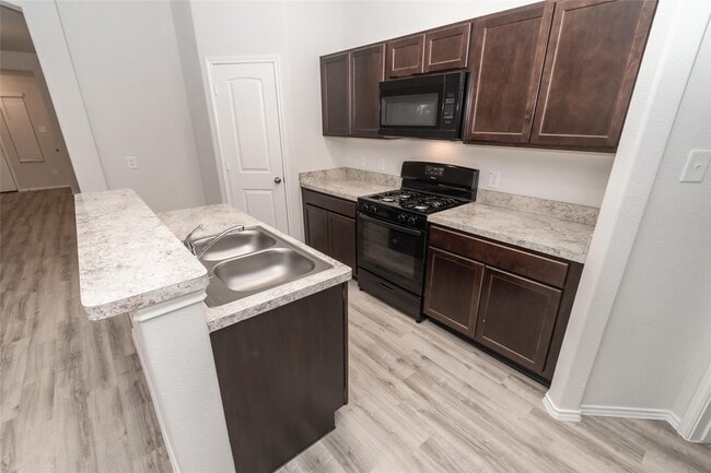 Building Photo - 24419 Volta Gardens Ct