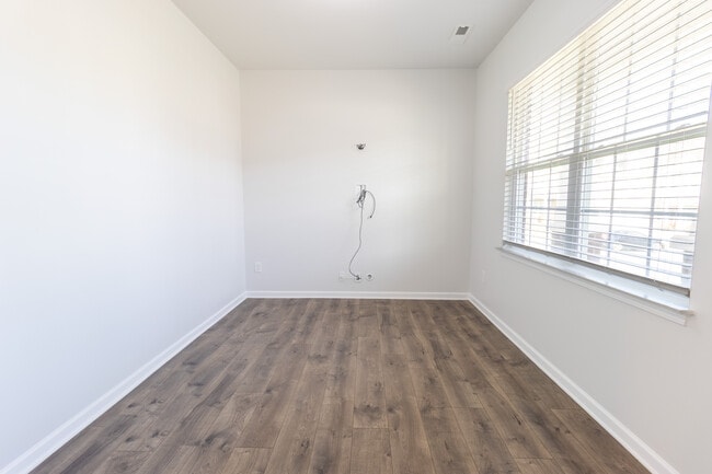 Building Photo - 478 Sapphire Rd