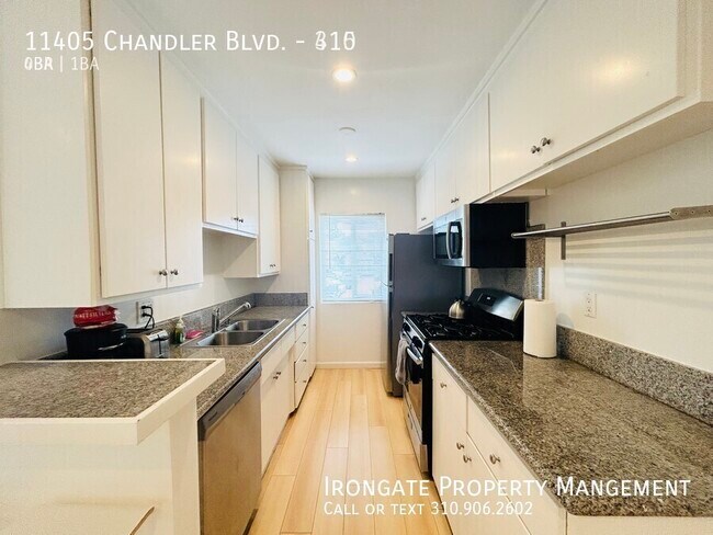 Building Photo - 11405 Chandler Blvd