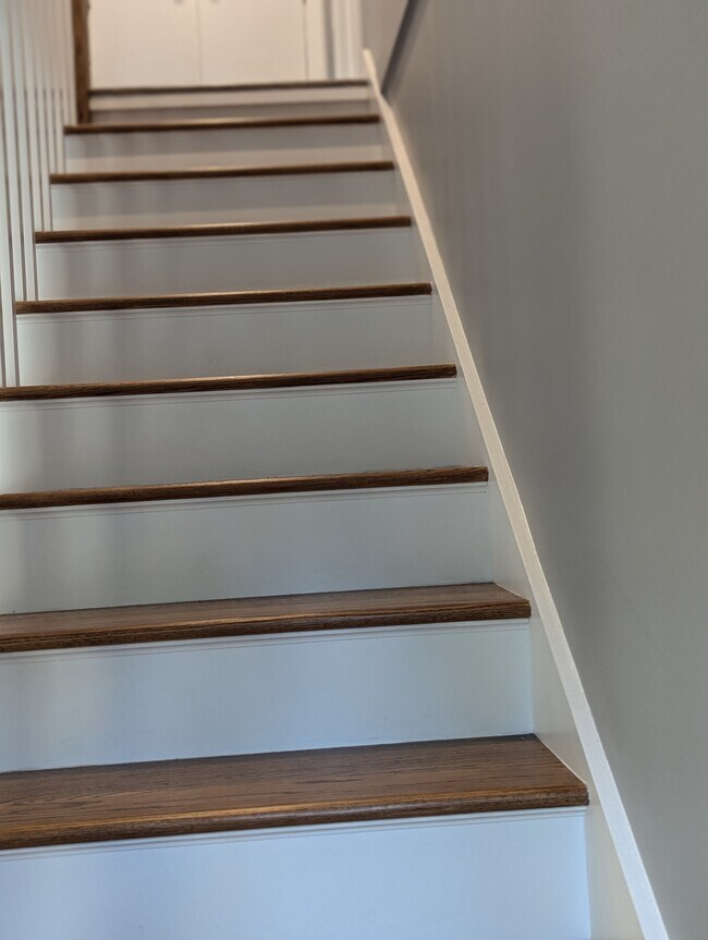 Building Photo - 45 Westcott St