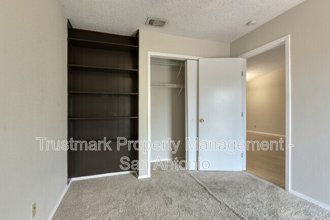 Building Photo - 4119 Castlewood