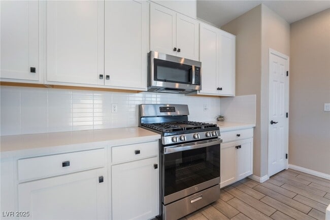 Building Photo - 4540 Anspach St