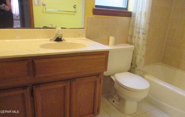 Building Photo - 4425 Gen Maloney Cir