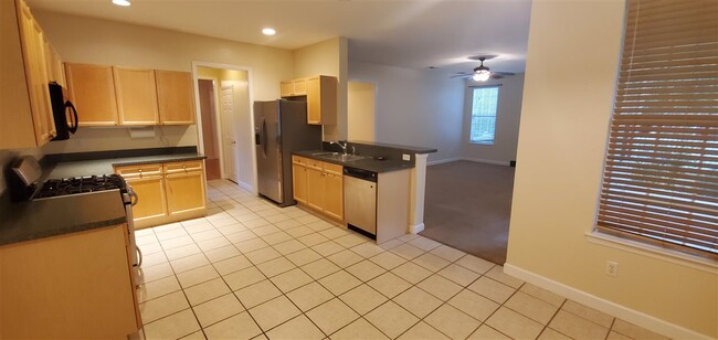 Building Photo - 3797 Piney Grove Dr