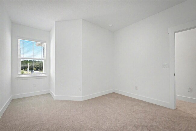 Building Photo - Brand New Construction Townhouse minutes from Durbin Pavilion