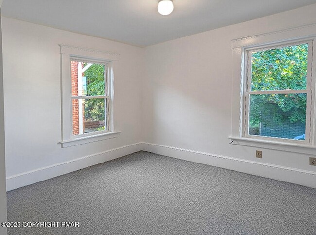Building Photo - 602 Fulmer Ave