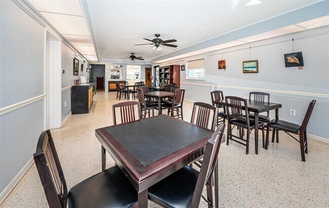 Building Photo - 300 64th Ave