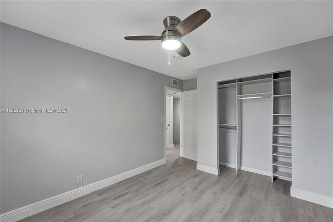 Building Photo - 5963 NW 25th Ct