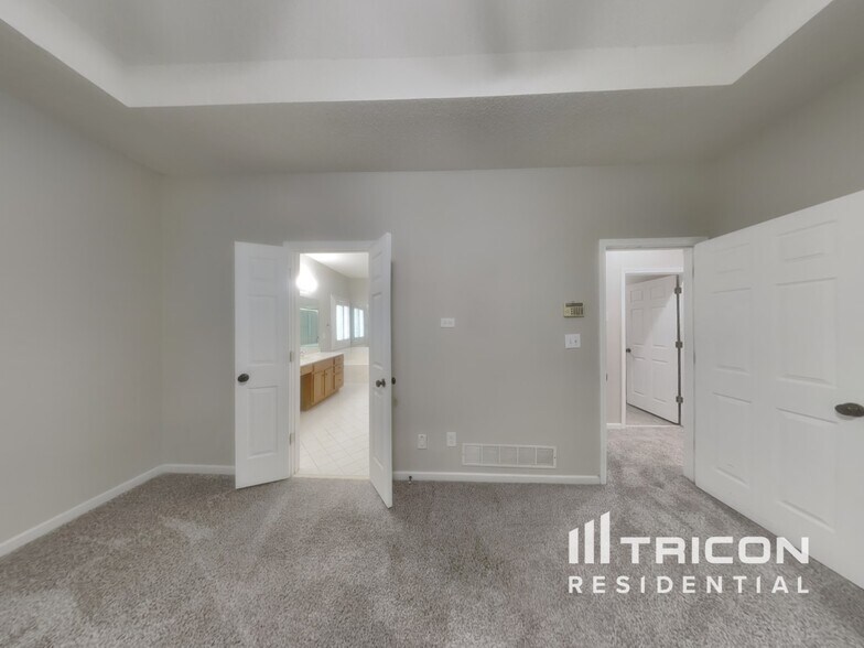 Building Photo - 1046 Dalby Way