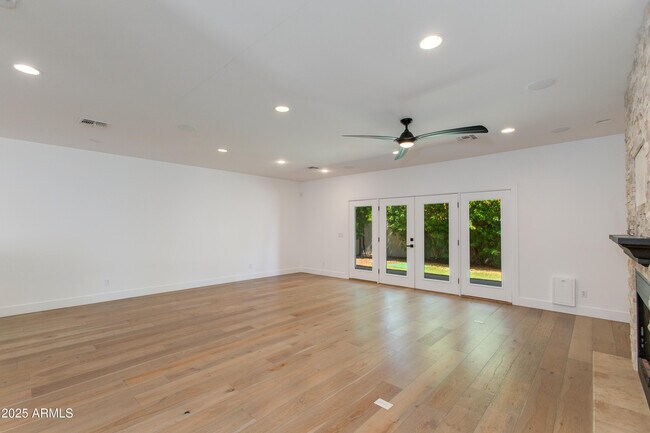 Building Photo - 4110 N 47th St