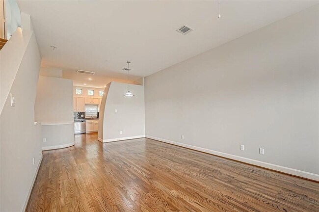 Building Photo - 2710 Hullsmith Dr