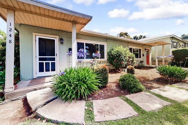 Building Photo - 1250 Stafford St