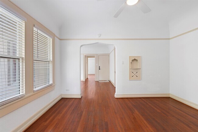 Building Photo - 1516 Bonnie Brae St