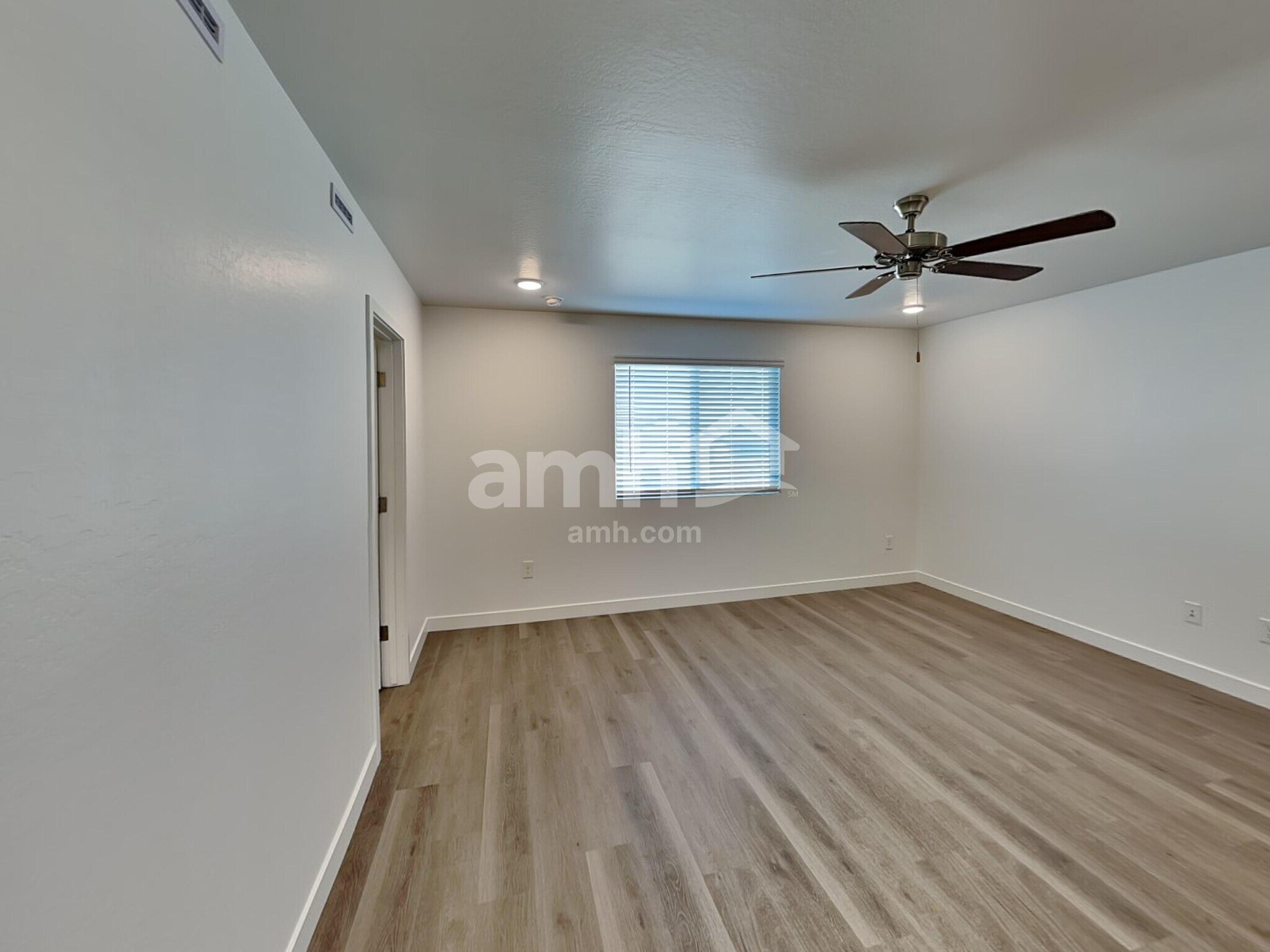 Building Photo - 12634 W Flynn Ln