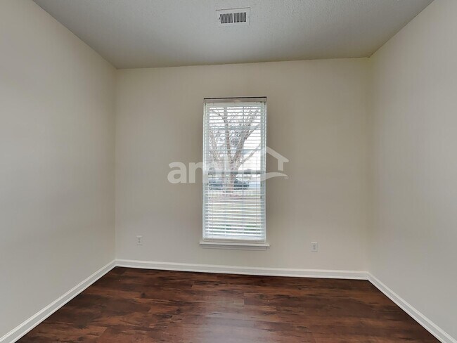 Building Photo - 6604 Conifer Cir