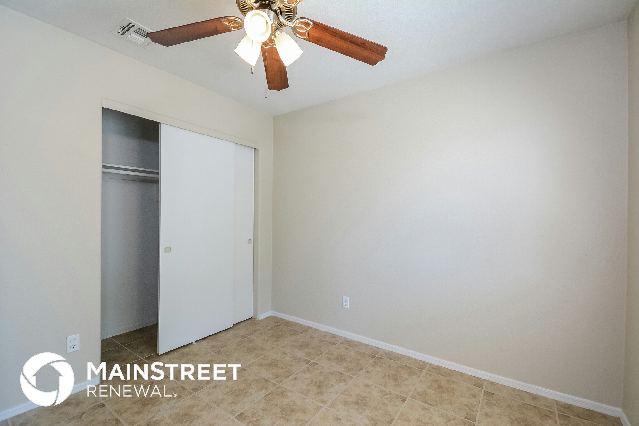 Building Photo - 1919 W Calle Guadalajara